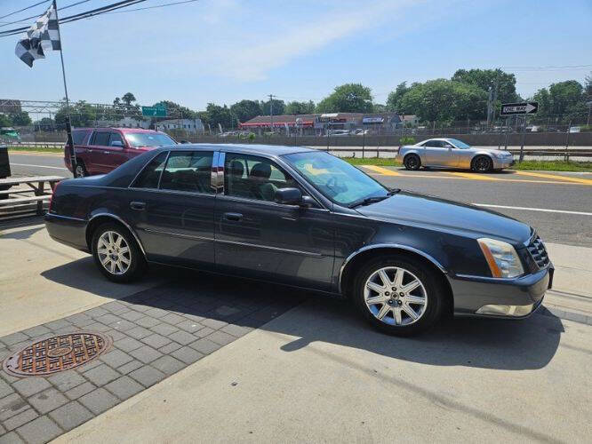 2011 Cadillac DTS