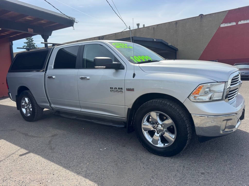 2017 Ram 1500 SLT 4x4 SLT 4dr Crew Cab 6.3 ft. SB Pickup 1