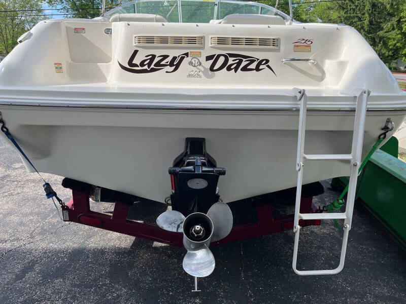1998 Sea Ray 215EC