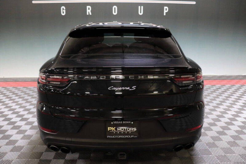 2021 Porsche Cayenne S Coupe