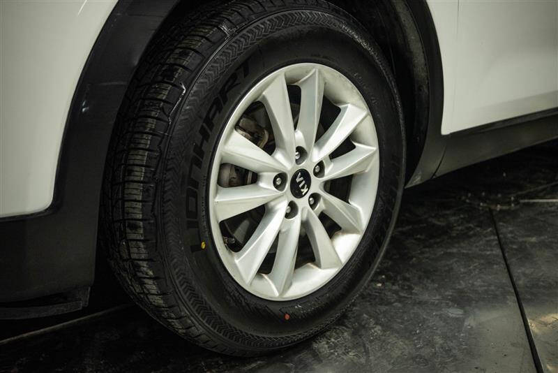 2019 Kia Sorento LX