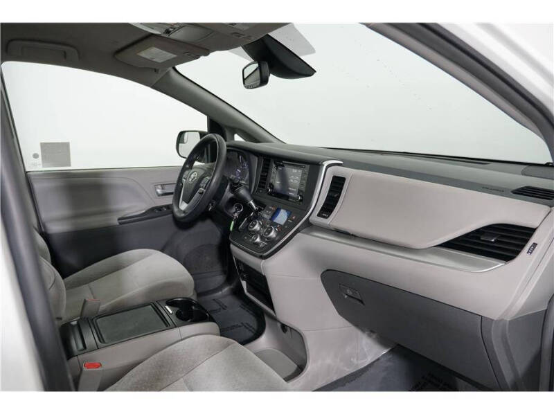 2019 Toyota Sienna