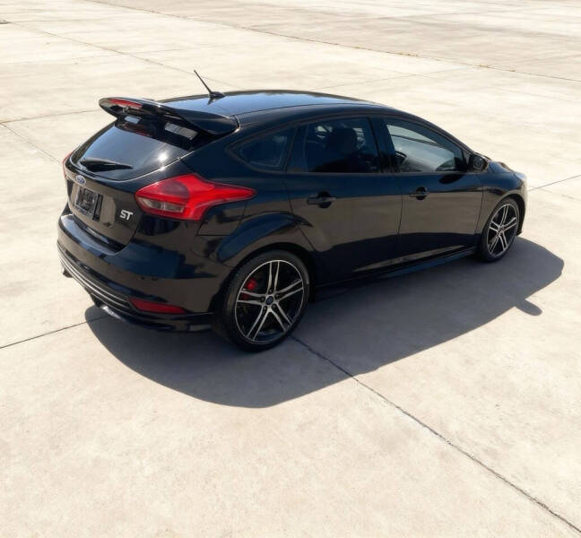 2017 Ford Focus ST