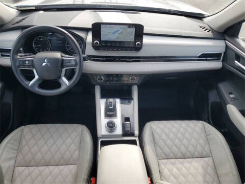 2022 Mitsubishi Outlander SEL