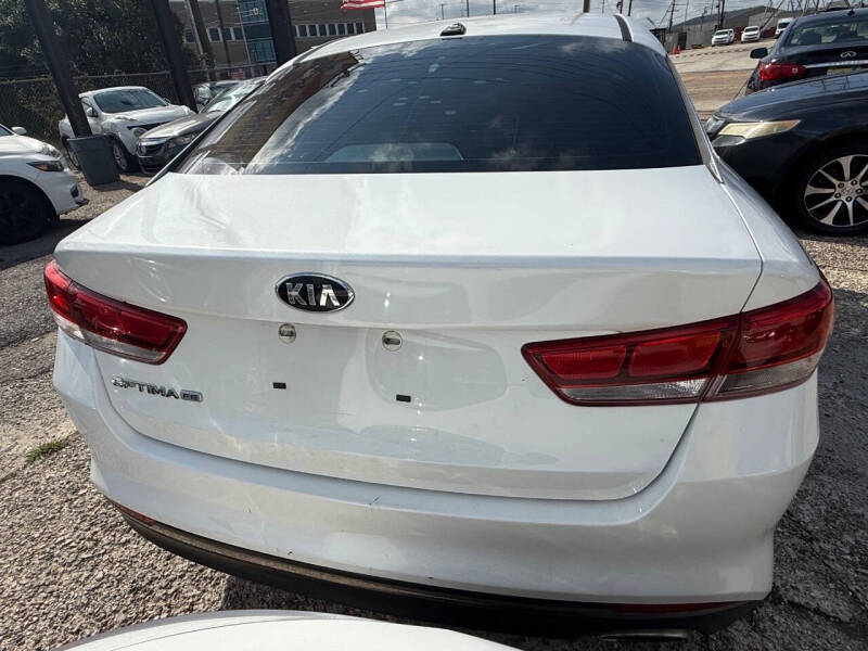 2016 Kia Optima LX
