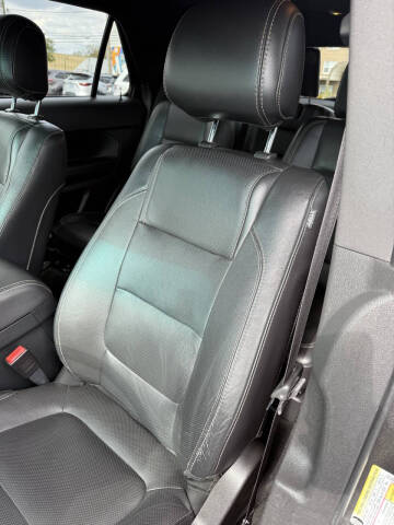 2015 Ford Explorer Sport