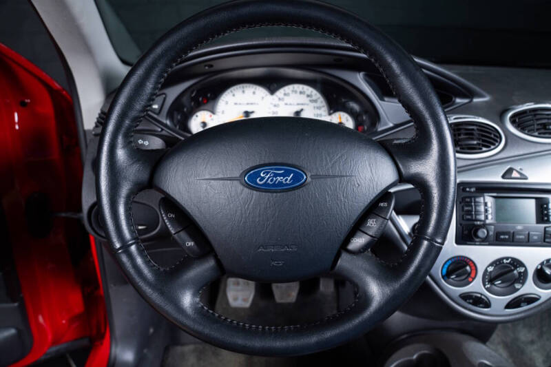 2004 Ford Focus ZX3