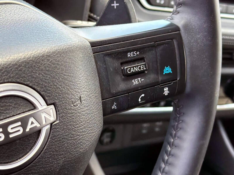 2025 Nissan Rogue SV