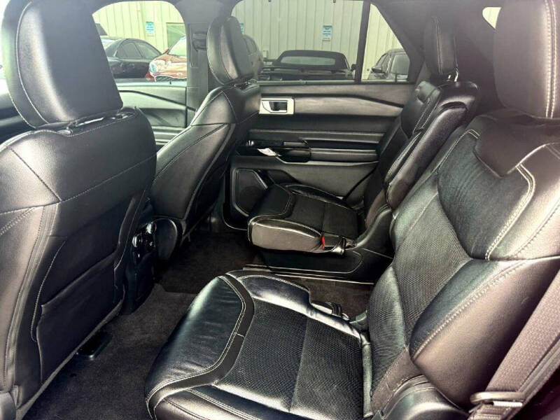 2023 Ford Explorer ST