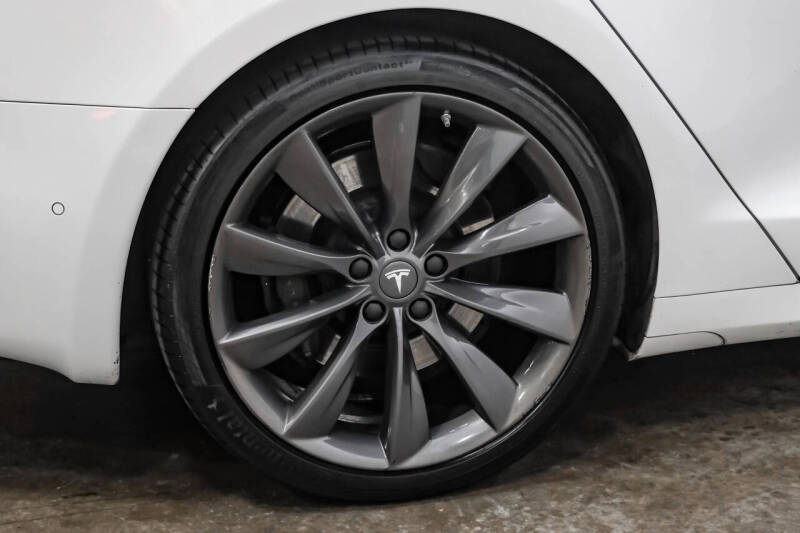 2016 Tesla Model S