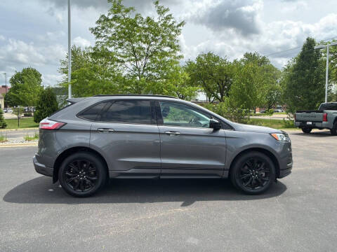 2023 Ford Edge SE