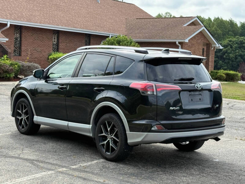 2016 Toyota RAV4 SE