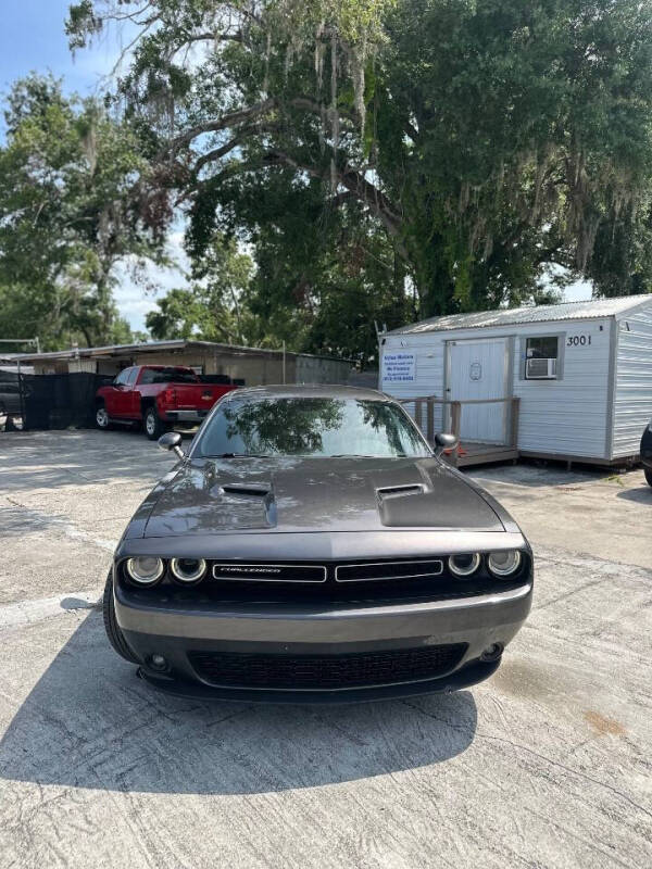 2015 Dodge Challenger SXT Plus
