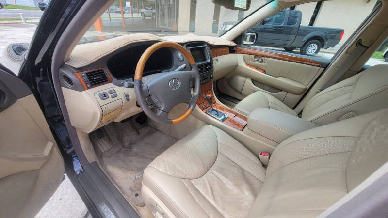 2005 Lexus LS 430