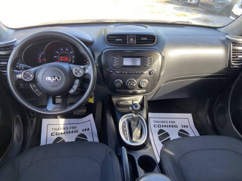 2015 Kia Soul +