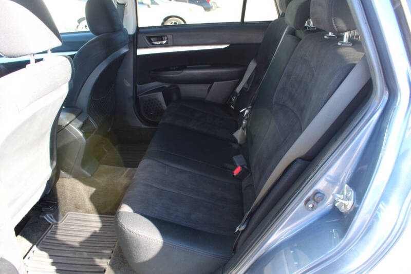 2013 Subaru Outback 2.5i Premium