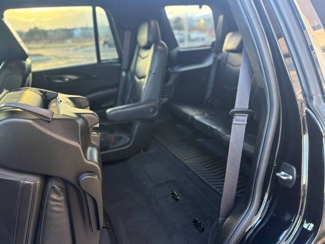 2017 Cadillac Escalade Platinum