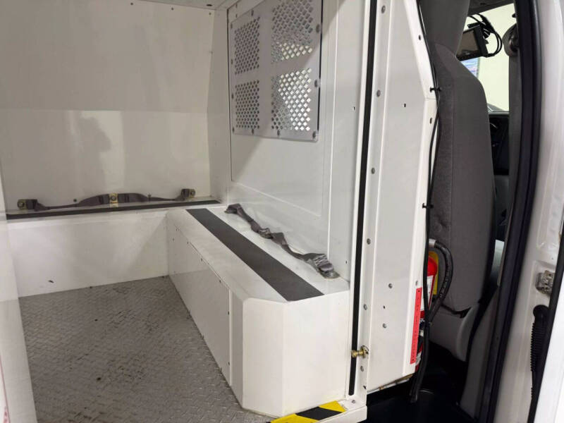 2012 Ford E-Series E-350 SD