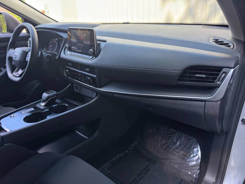 2025 Nissan Rogue S