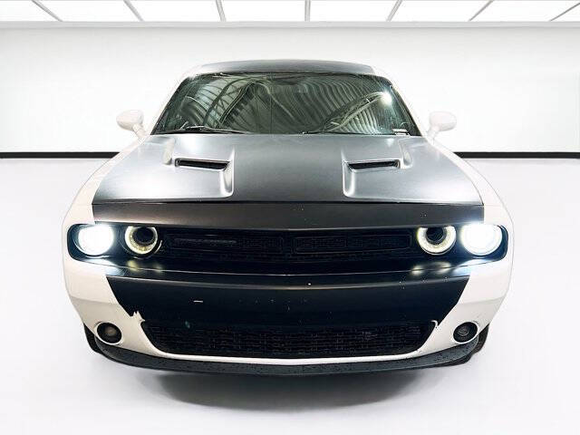 2018 Dodge Challenger SXT Plus