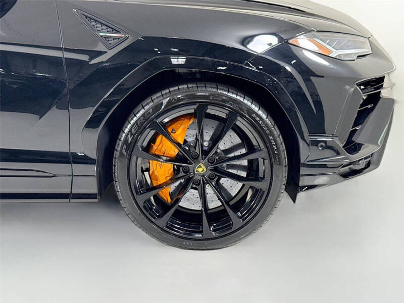 2024 Lamborghini Urus S