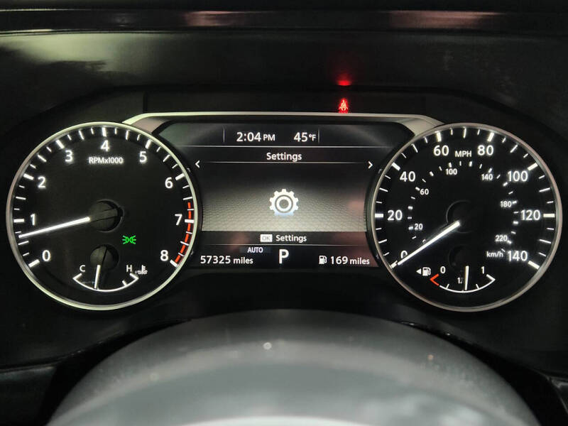 2024 Nissan Pathfinder SV