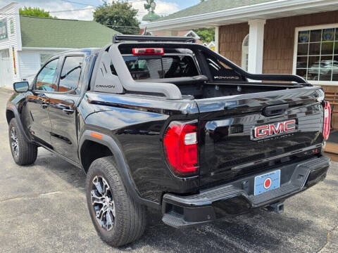 2023 GMC Canyon AT4