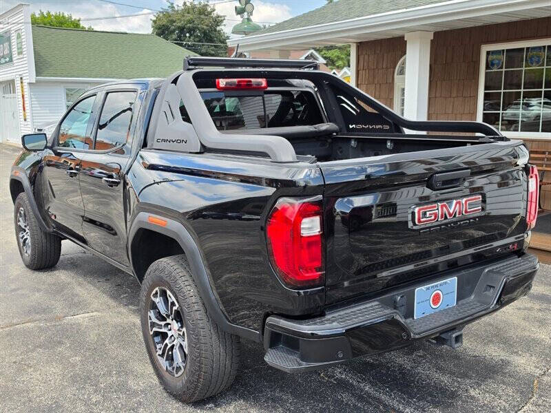 2023 GMC Canyon AT4