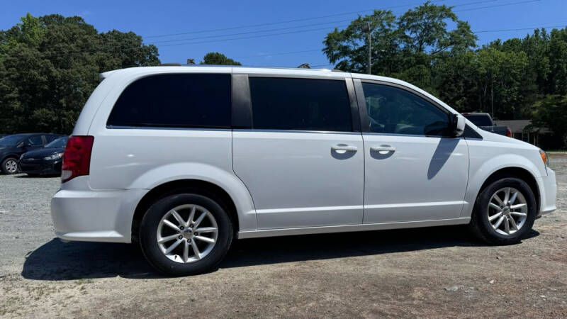 2018 Dodge Grand Caravan SXT photo 12