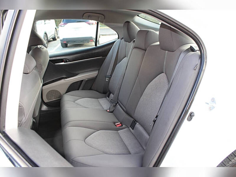 2023 Toyota Camry Hybrid LE