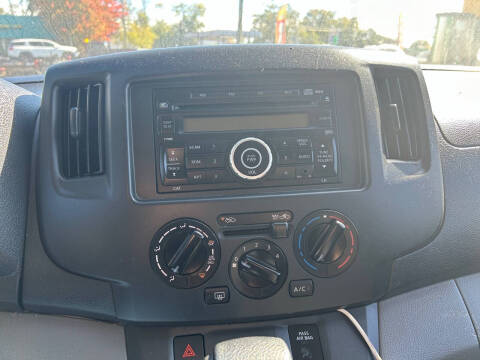 2017 Nissan NV200 S