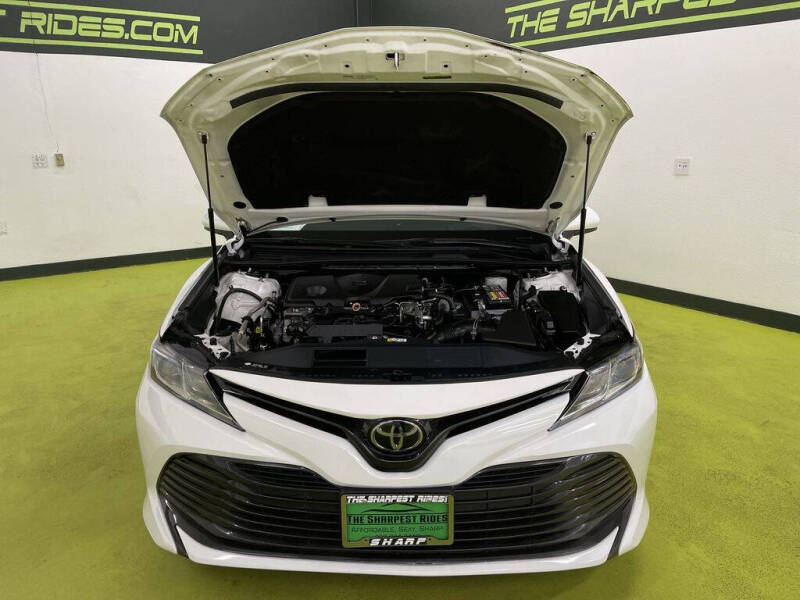 2019 Toyota Camry LE