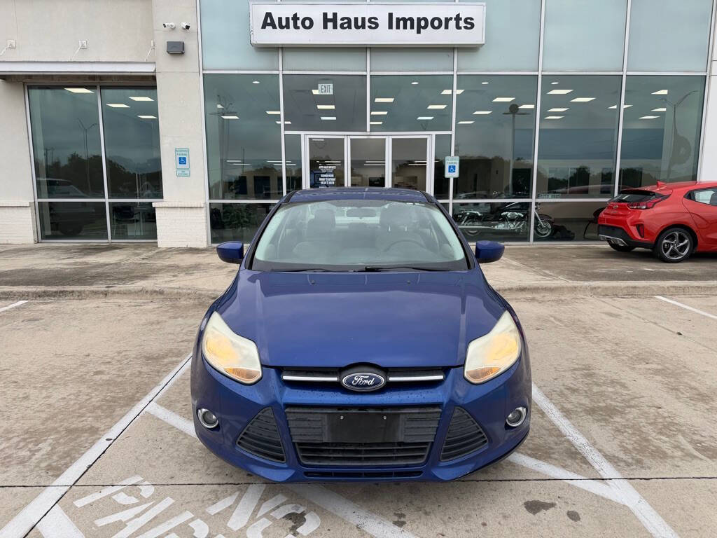 Blue 2012 Ford Focus SE SE 4dr Sedan 2