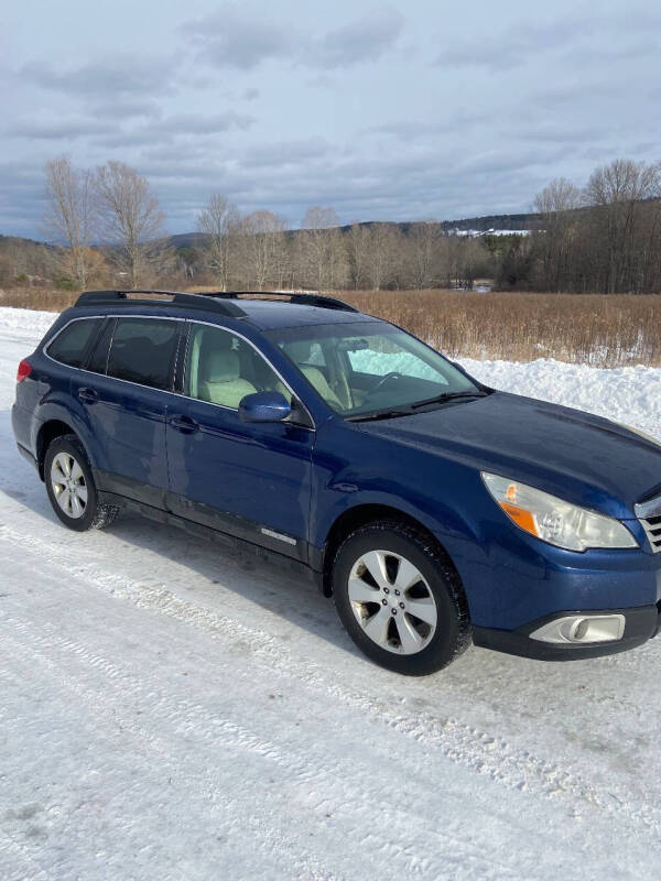 2010 Subaru Outback I Premium's photo