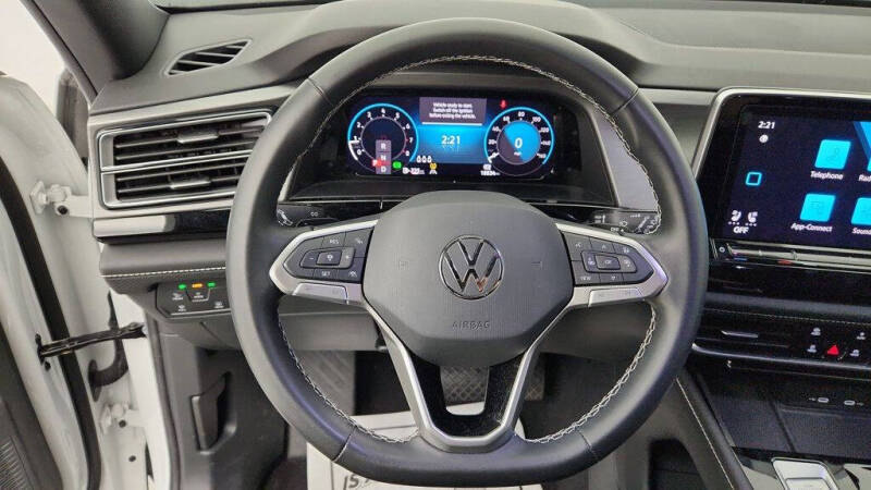 2024 Volkswagen Atlas Cross Sport SE