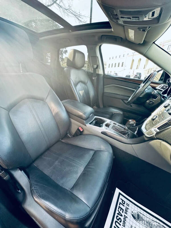 2011 Cadillac SRX Performance Collection