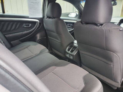 2018 Ford Taurus SEL