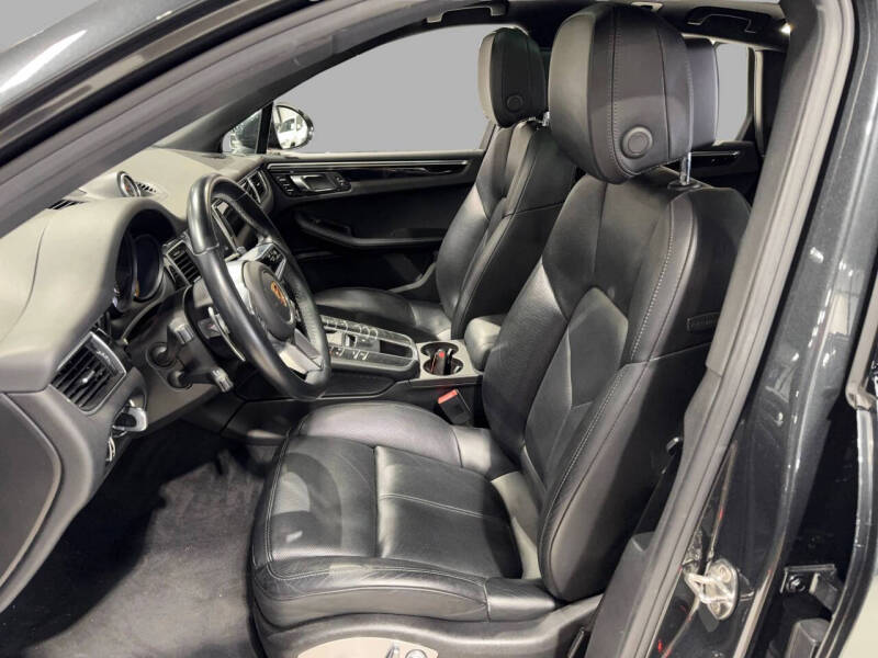 2017 Porsche Macan S