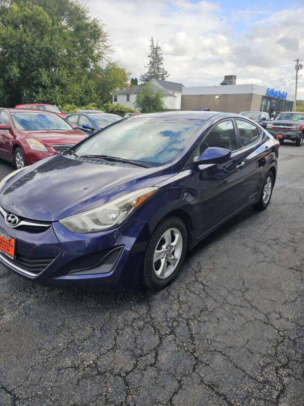 2014 Hyundai Elantra for sale at Knowlton Motors, Inc. in Freeport IL