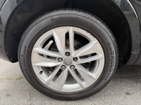 2017 Audi Q3 2.0T quattro Premium Plus