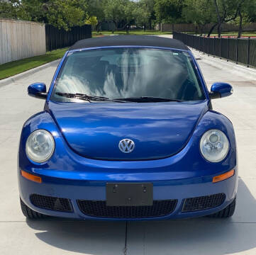 2008 Volkswagen New Beetle Convertible for sale at Al's Motors Auto Sales LLC in San Antonio TX