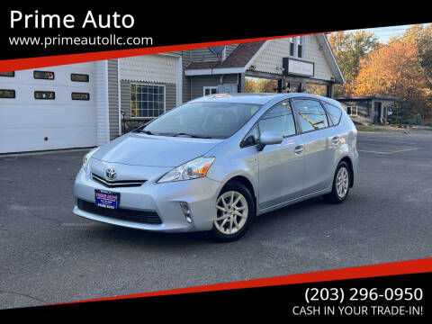 2012 Toyota Prius v Three