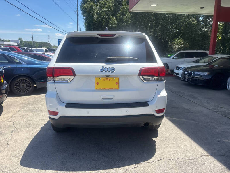 2020 Jeep Grand Cherokee Laredo E