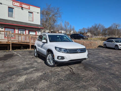 2013 Volkswagen Tiguan for sale at CARS ON BUDGET in Joliet IL