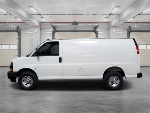 2025 Chevrolet Express 2500