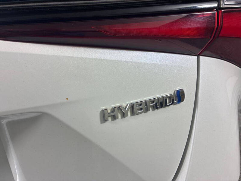 2019 Toyota Prius LE AWD-e