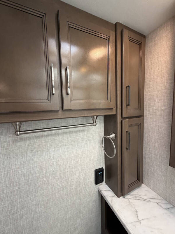 2022 Thor Motor Coach Hurricane 29M