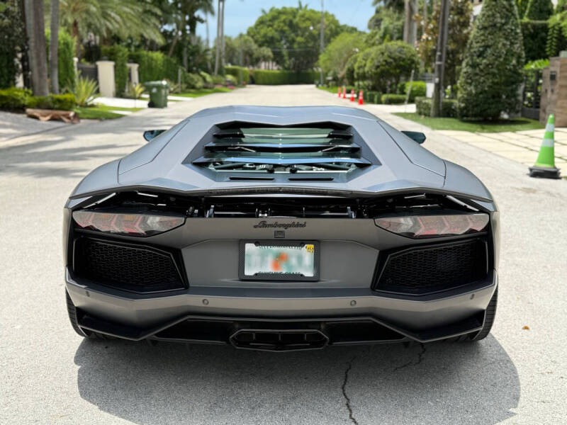 2013 Lamborghini Aventador LP 700-4