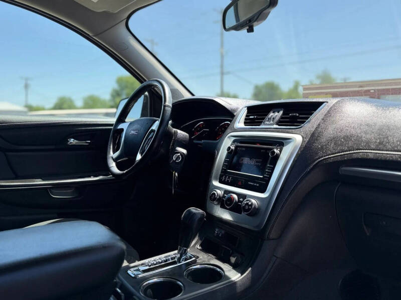 2016 GMC Acadia SLE-1