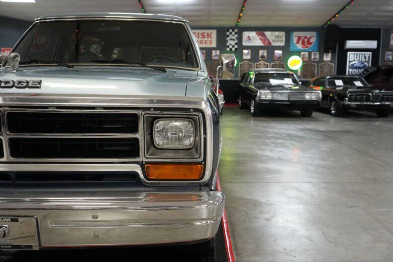 1987 Dodge Ramcharger 150